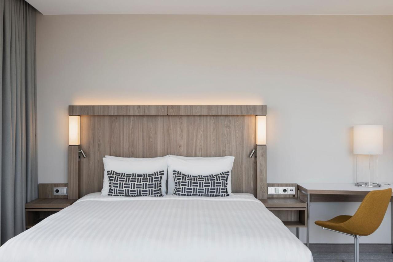 Courtyard By Marriott Szczecin City Экстерьер фото